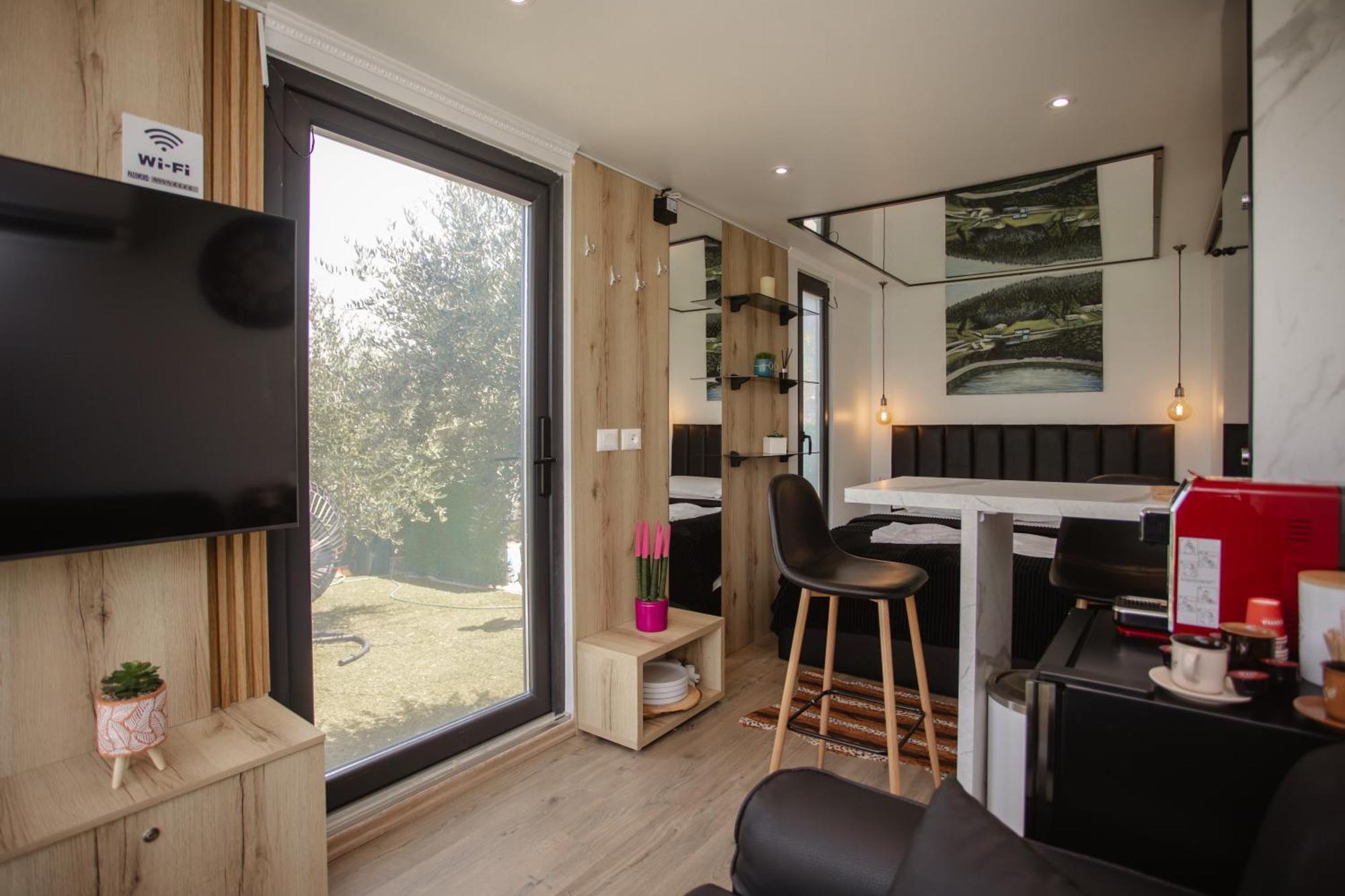 446 Tiny House Shiroke Villa Екстериор снимка