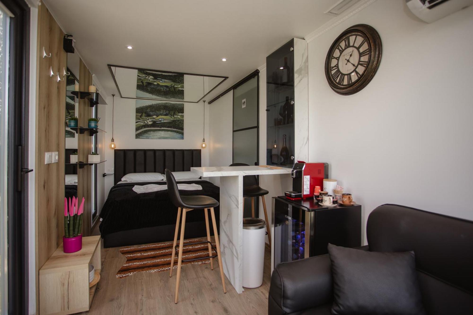 446 Tiny House Shiroke Villa Екстериор снимка