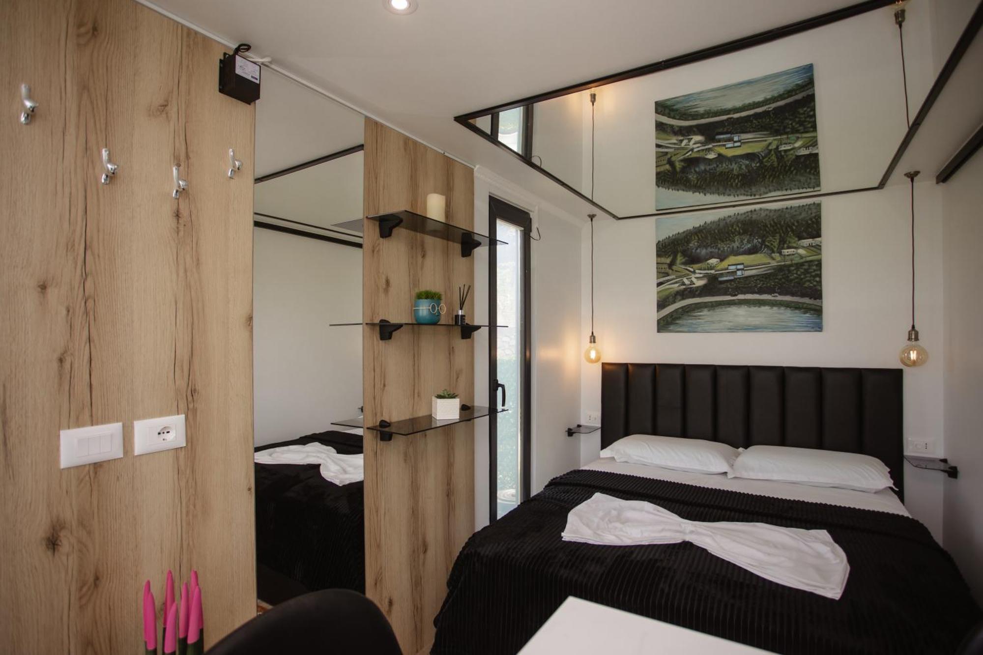 446 Tiny House Shiroke Villa Екстериор снимка