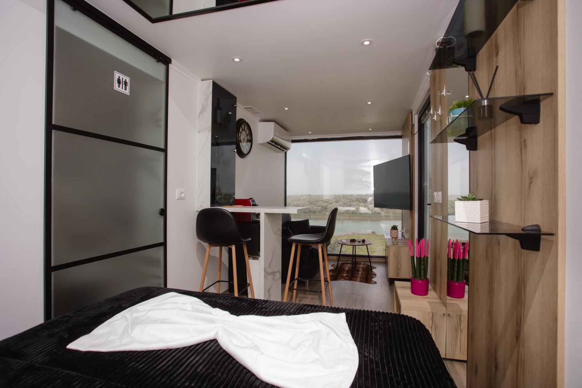 446 Tiny House Shiroke Villa Екстериор снимка